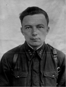 Автор, 1942 г.